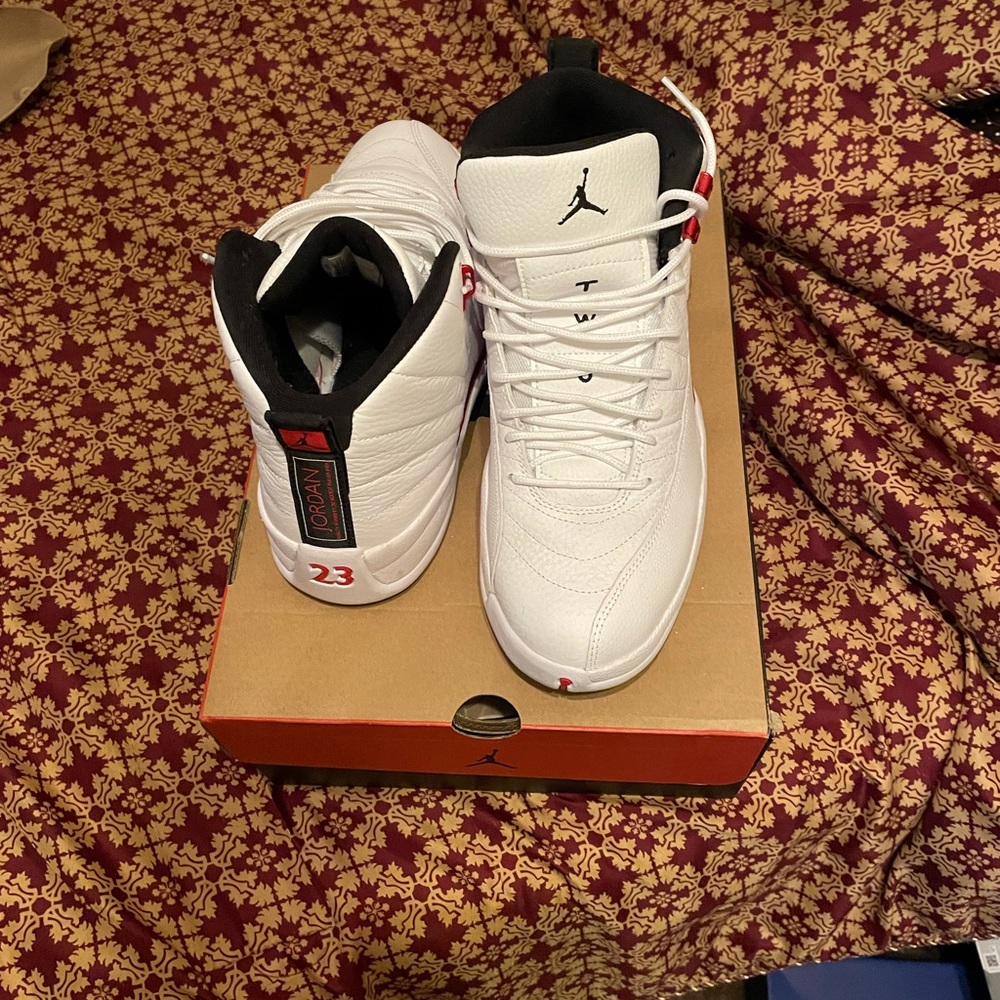 Air Jordan 12 Retro